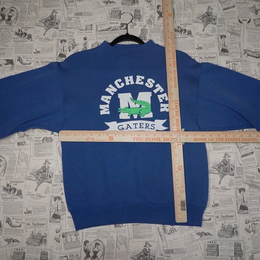 Hanes Small - Vintage Y2K Manchester gators 1980s heavy sweatshirt Size US S / EU 44-46 / 1 - 4 Thumbnail