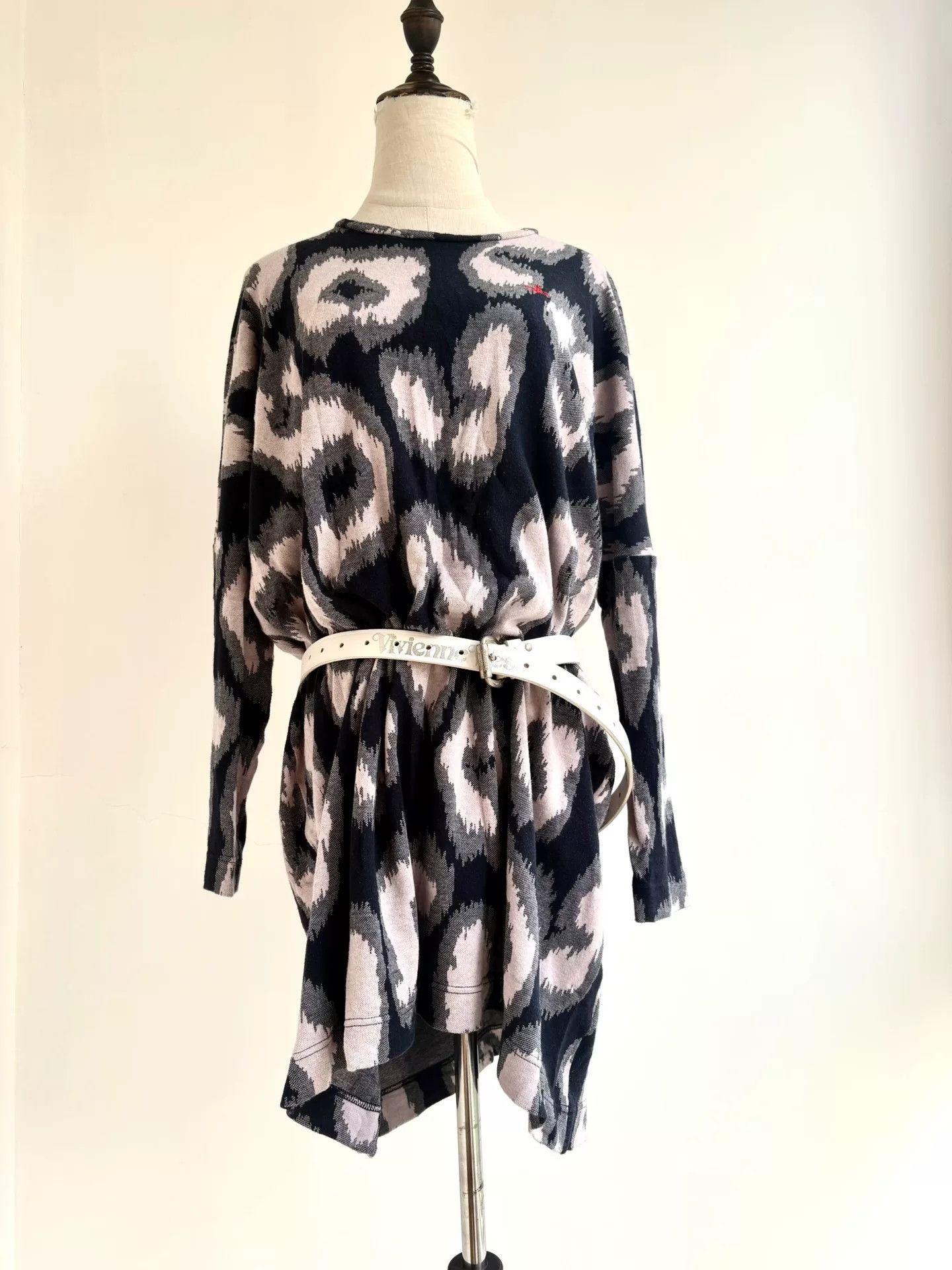 Vivienne Westwood Vivienne Westwood Vintage Leopard Print Dress Size M / US 6-8 / IT 42-44 - 1 Thumbnail