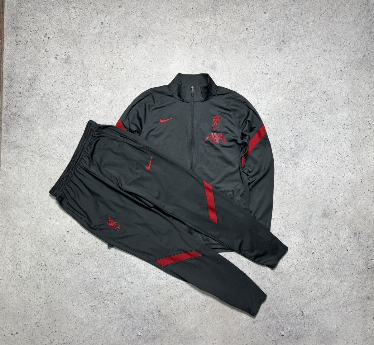 Nike Football Track Suit Nike FC Liverpool Jacket And Pants Y2K Size US M / EU 48-50 / 2 - 1 Thumbnail