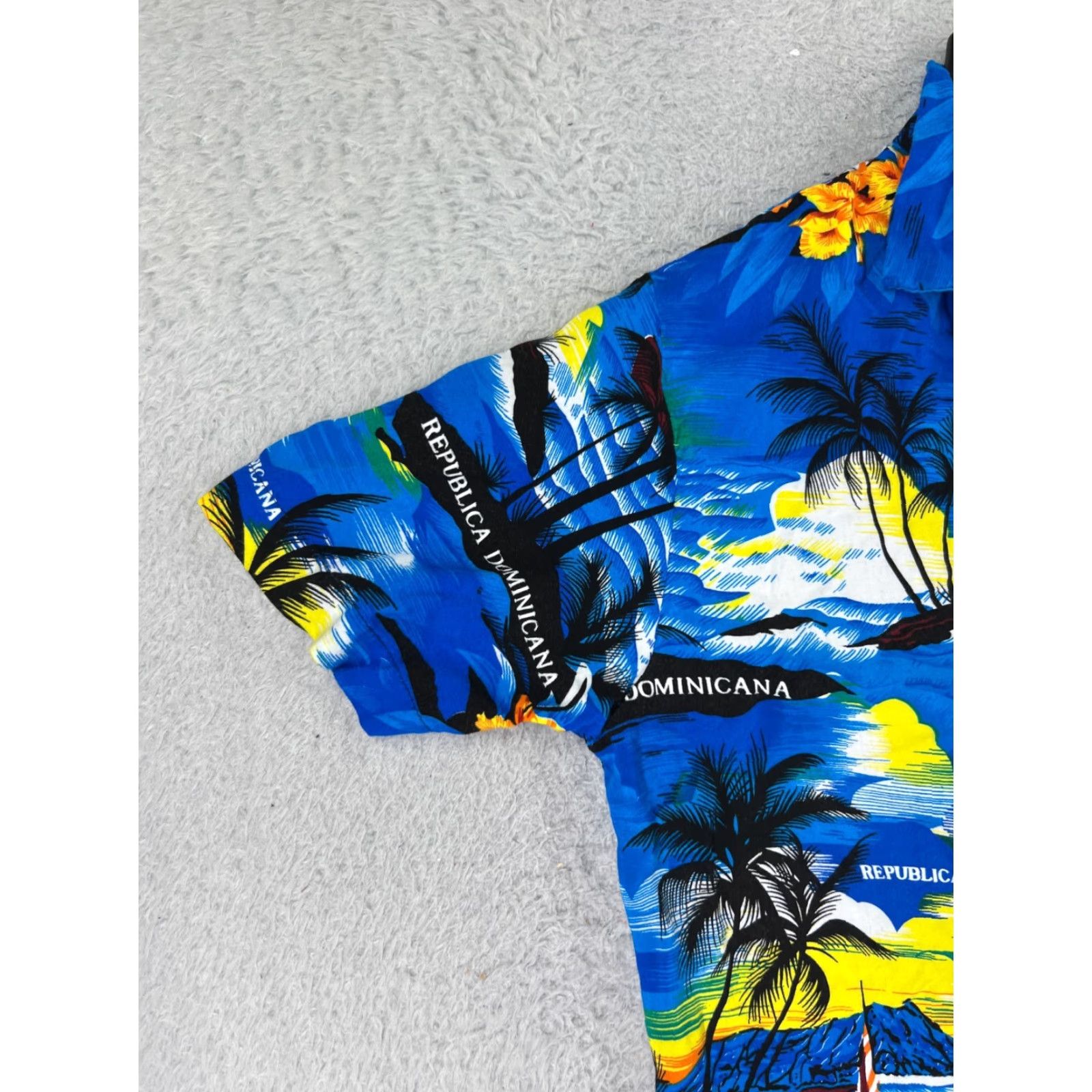 Vintage Haniel Shirt Mens Medium Blue Floral Palm Hawaiian Style Dominican Republic Size US M / EU 48-50 / 2 - 5 Thumbnail
