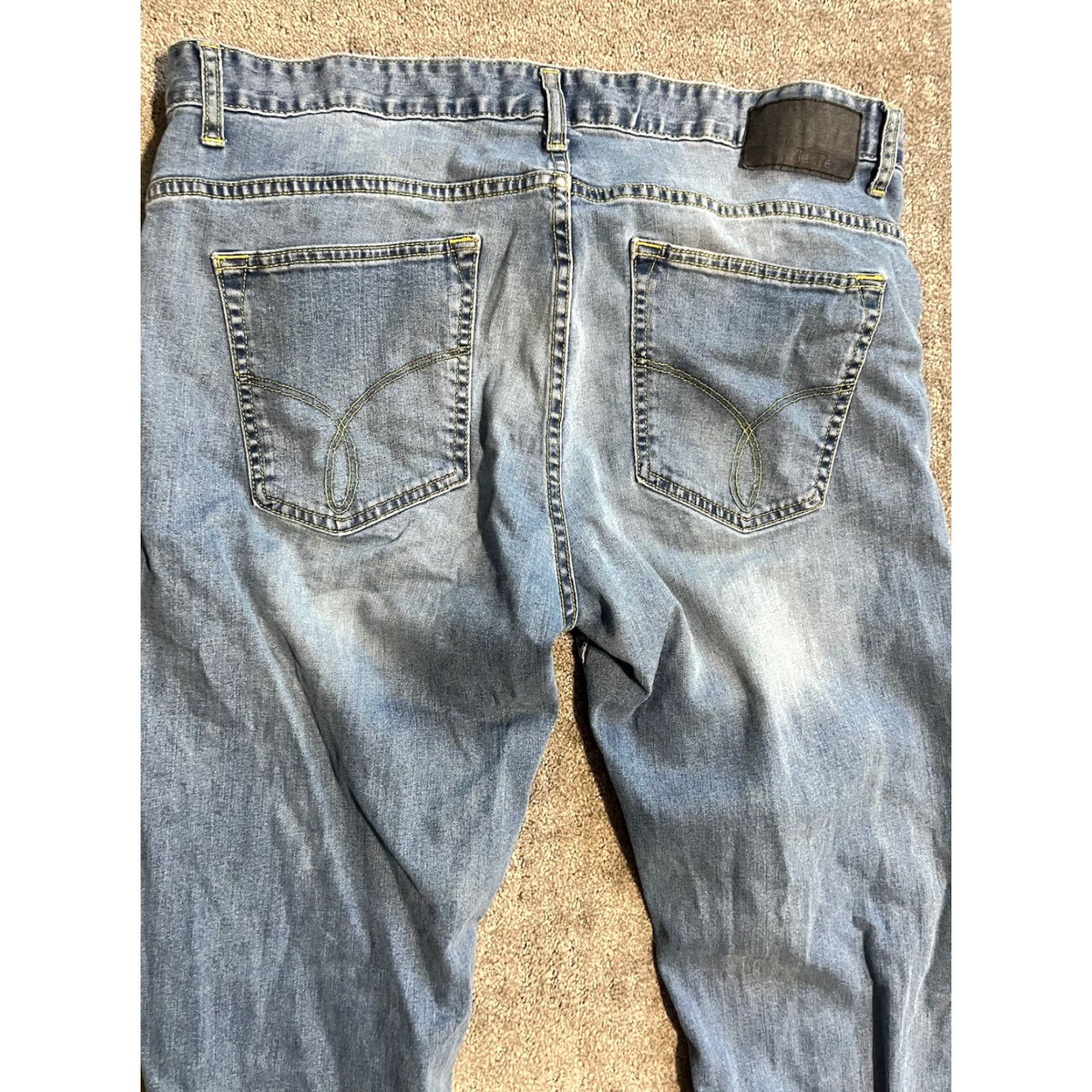 Calvin Klein Calvin Klein Jeans Men's 38x32 Straight Blue Denim Jeans Brand Logo Zip Five Pockets Belt Loops Mid Rise 32 Inseam Regular Fit Cotton denim Mens Jeans Size US 38 / EU 54 - 2 Thumbnail