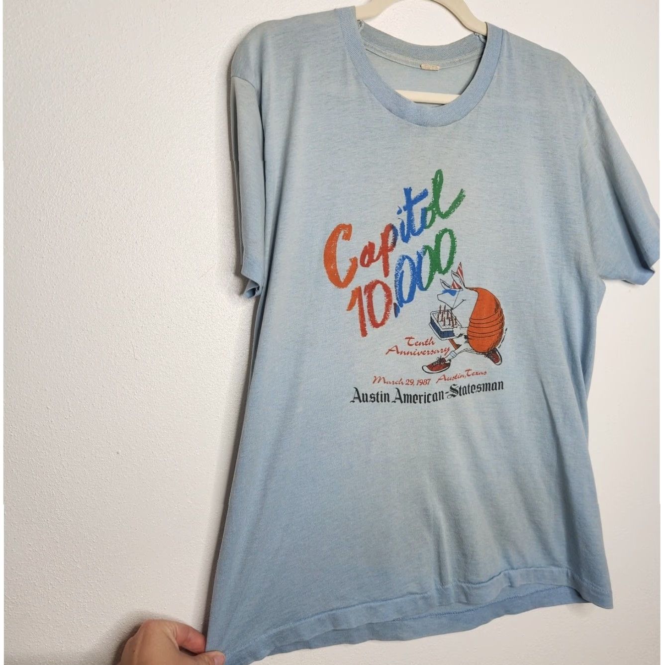 Vintage VINTAGE 87 Capitol Marathon Race Shirt Austin Texas Armadillo Art Blue XL Men Faded Screen Stars Shirt Size US XL / EU 56 / 4 - 3 Thumbnail