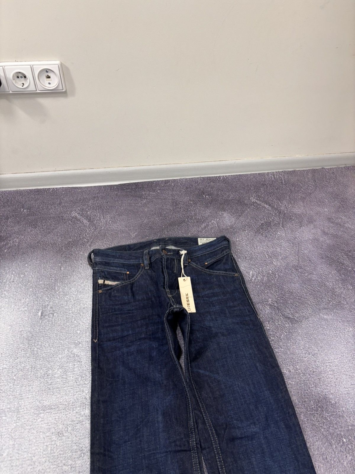 Diesel Diesel Belther NWT Men’s Denim Jeans Regular Slim Tapered Size US 28 / EU 44 - 4 Thumbnail