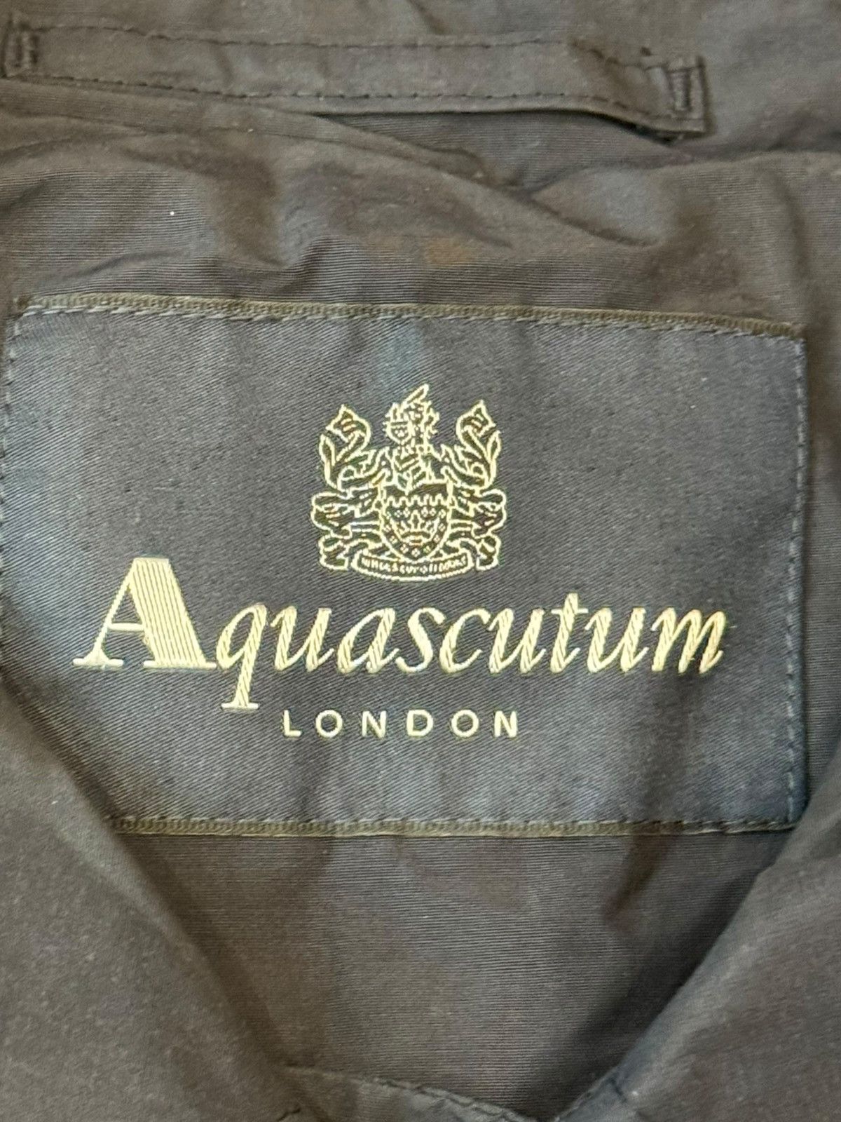 Aquascutum Aquascutum London Trench Coat Navy Ladies Coat XL XXL Size XXL / US 16-18 / IT 52-54 - 2 Thumbnail