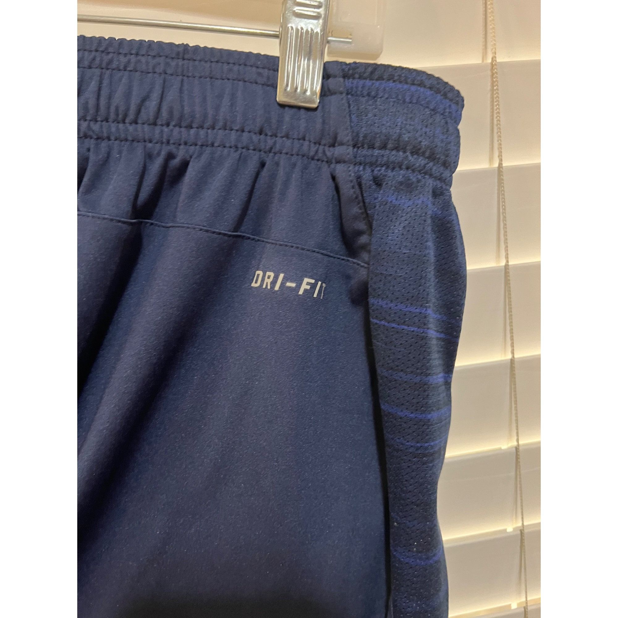 Nike Nike Mens Gym Shorts - Size L Size US 36 / EU 52 - 4 Thumbnail