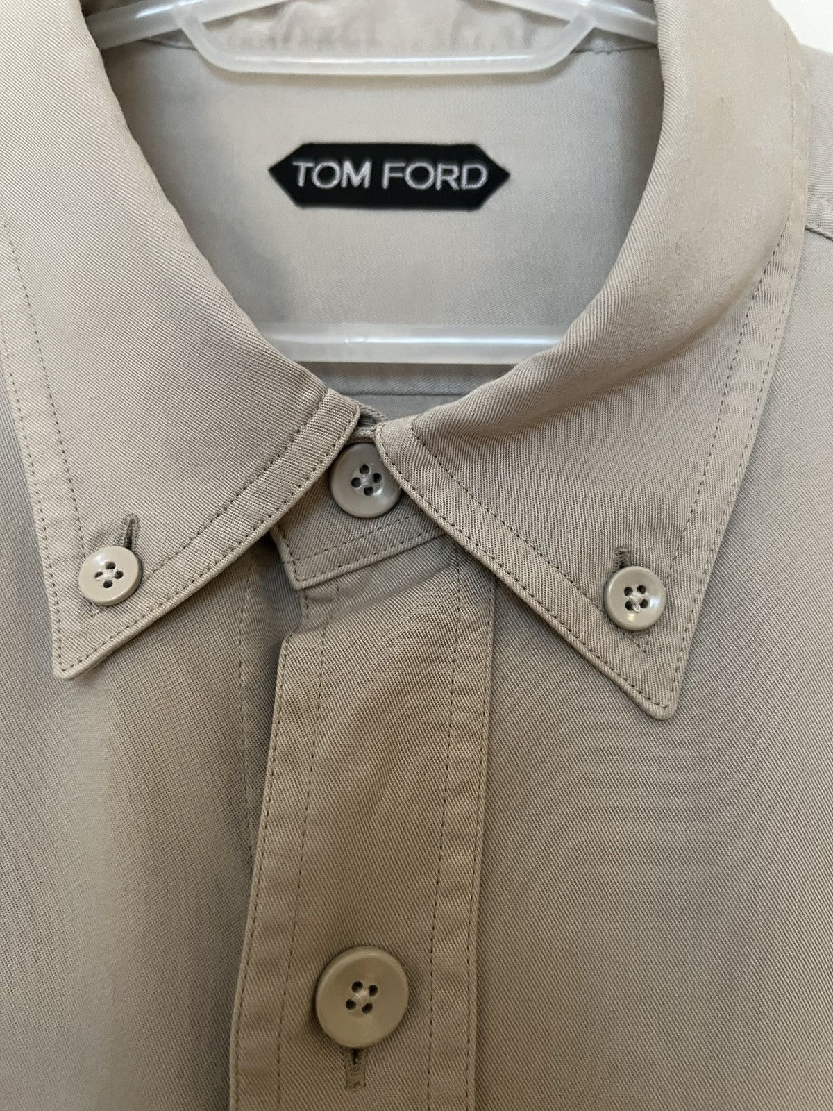 Tom Ford Tom ford long sleeve dress shirt size 17/43 beige Size US XL / EU 56 / 4 - 5 Thumbnail