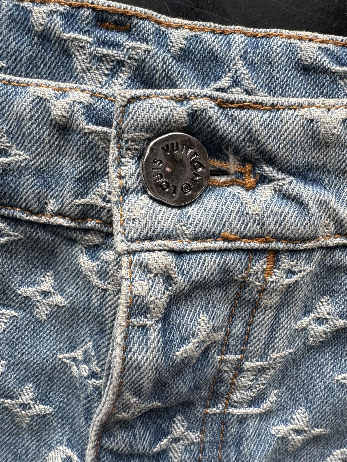 Louis Vuitton Louis Vuitton Graffiti Denim Size US 33 - 4 Thumbnail