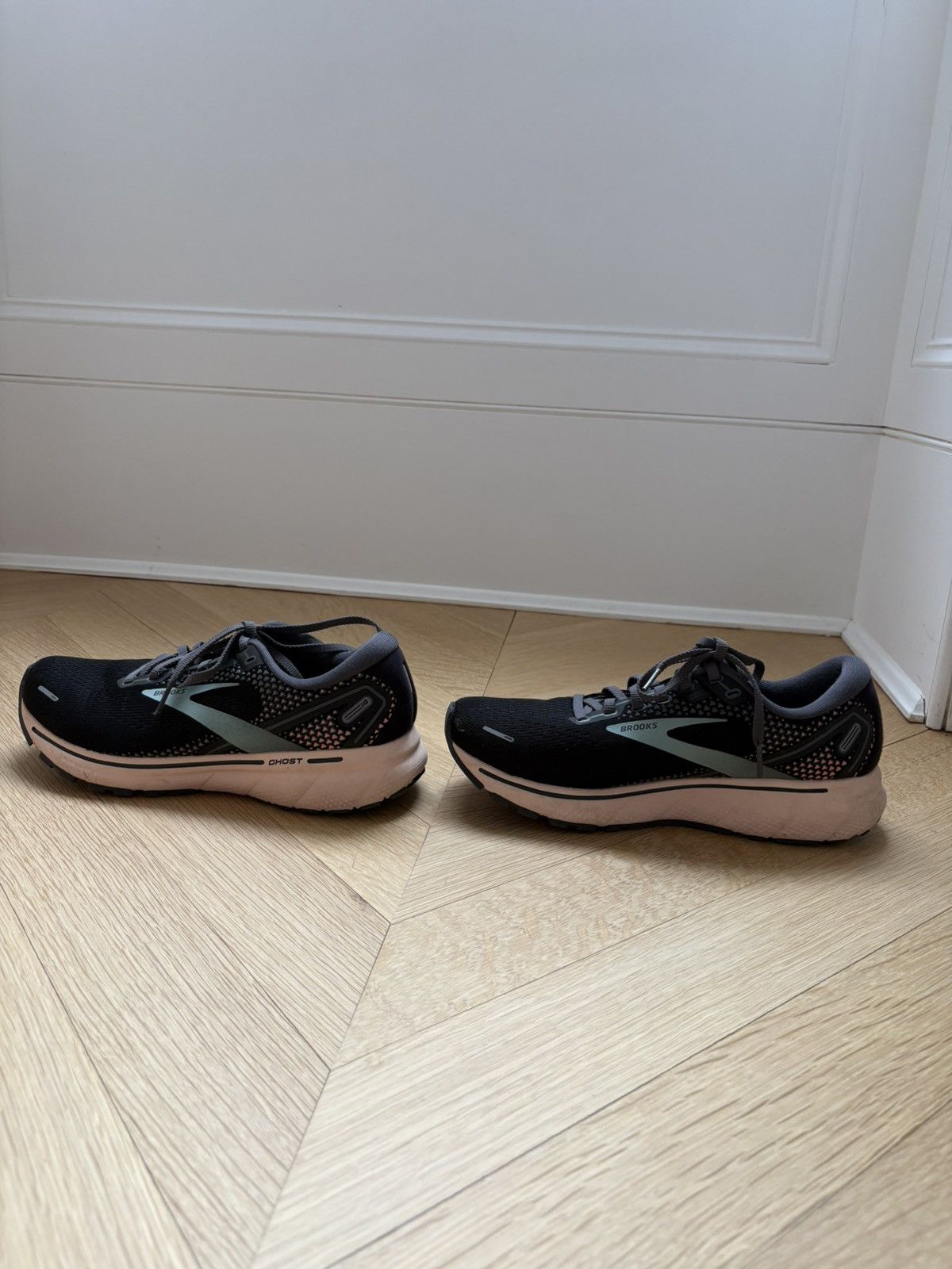 Brooks BROOKS GHOST 14 - BLACK - PEACH - PEARL Size US 9.5 / IT 39.5 - 3 Thumbnail