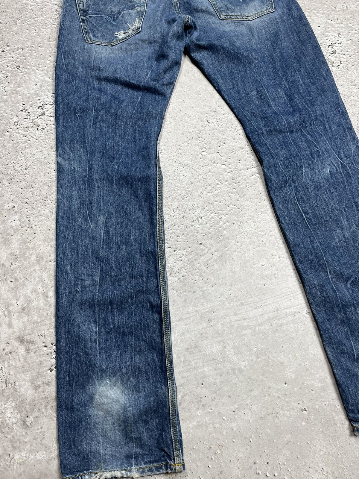 Diesel Diesel Krooley Distressed Faded Blue Denim Jeans Size 32 Size US 32 / EU 48 - 15 Thumbnail