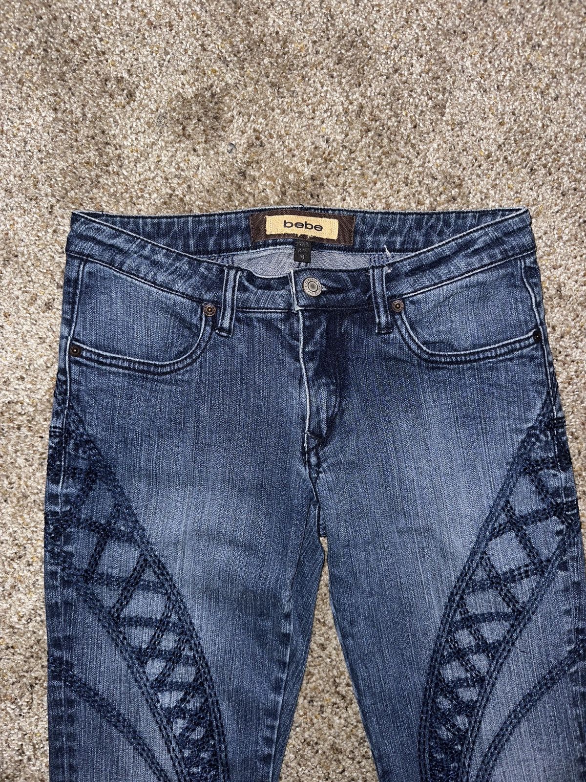 Bebe × Japanese Brand Bebe Abstract Embroidered Jeans Size US 28 / EU 44 - 3 Thumbnail
