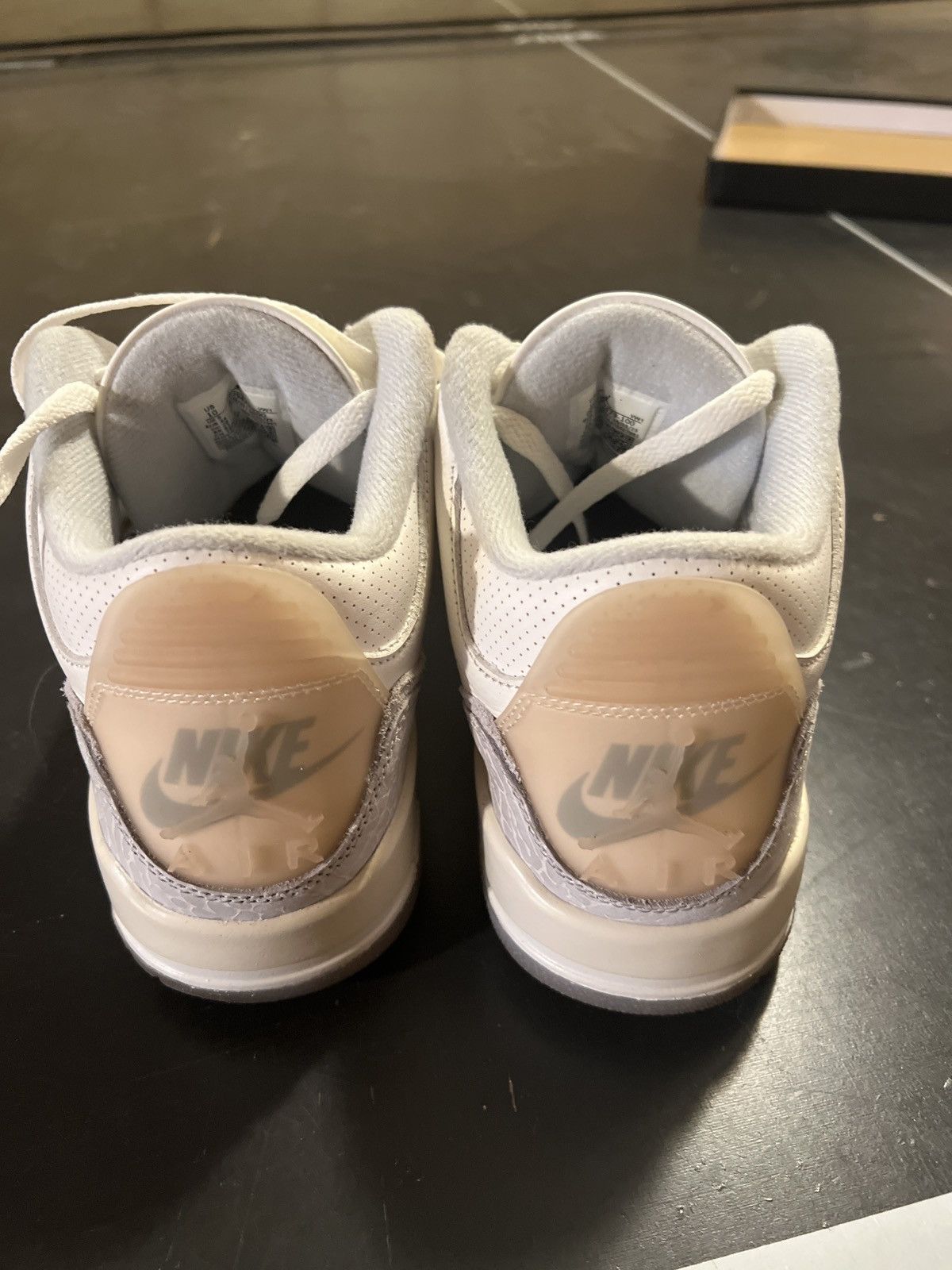 Nike AIR JORDAN 3 RETRO CRAFT Size US 10 / EU 43 - 4 Thumbnail