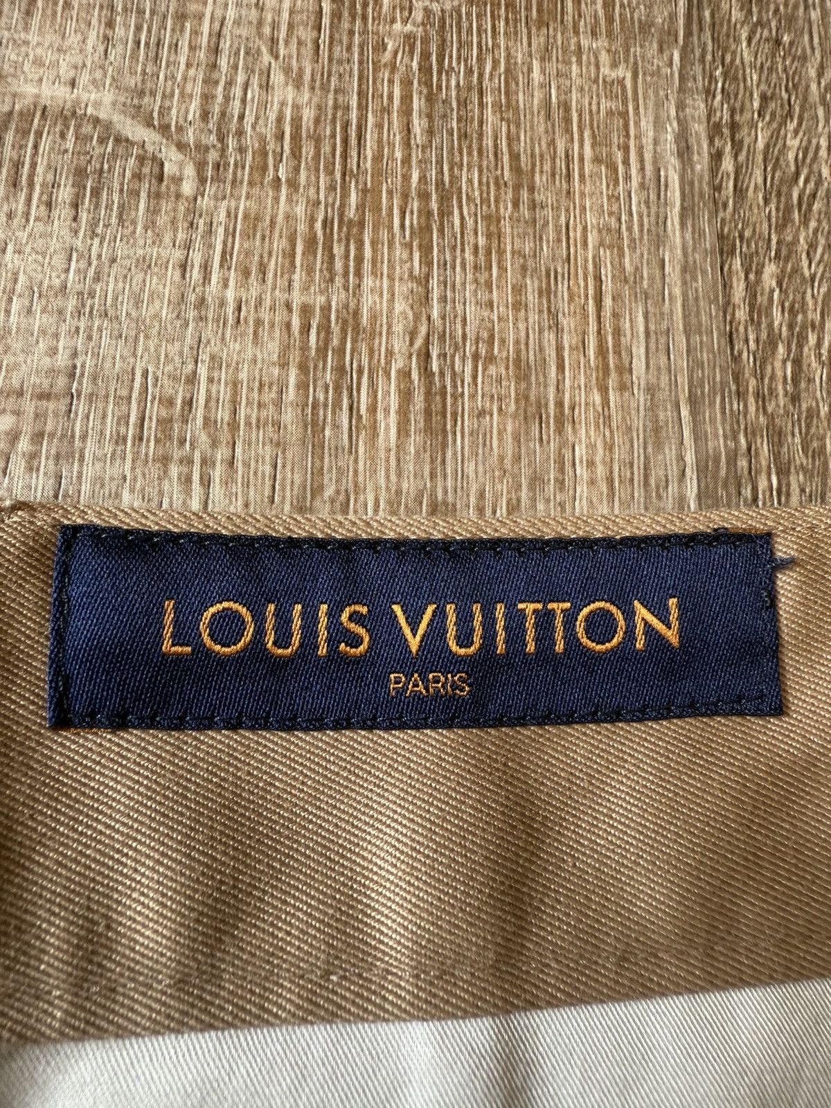 Louis Vuitton Louis Vuitton Staples Edition Khaki Shorts Size US 32 / EU 48 - 5 Thumbnail