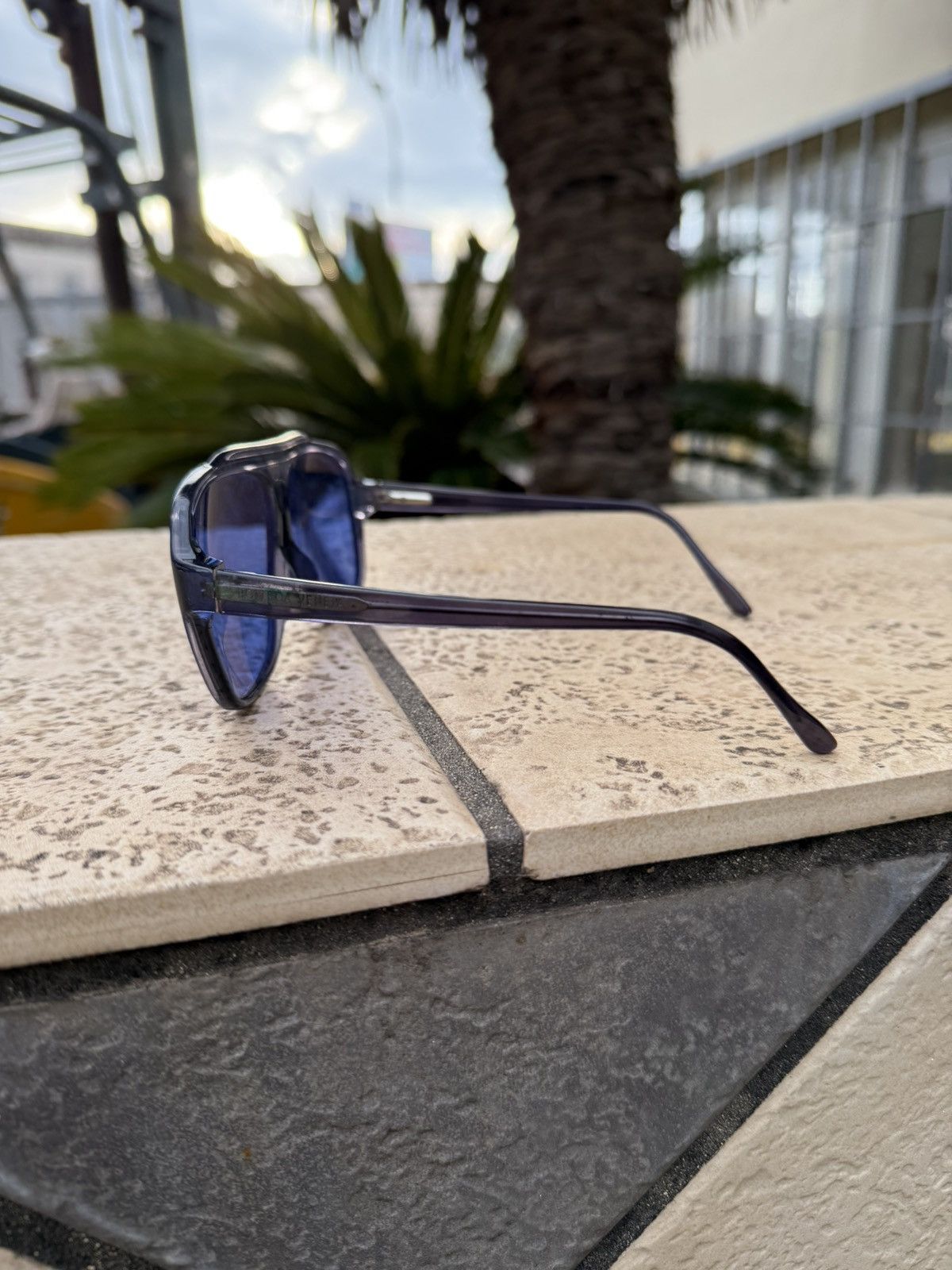 Bottega Veneta Bottega Veneta Sunglasses Dark Grey 55814 Size ONE SIZE - 3 Thumbnail