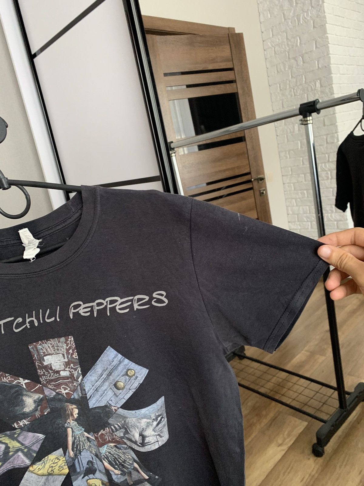 Band Tees × Vintage Red Hot Chili Peppers Getaway Band T-Shirt Tee Vintage Size US M / EU 48-50 / 2 - 8 Thumbnail