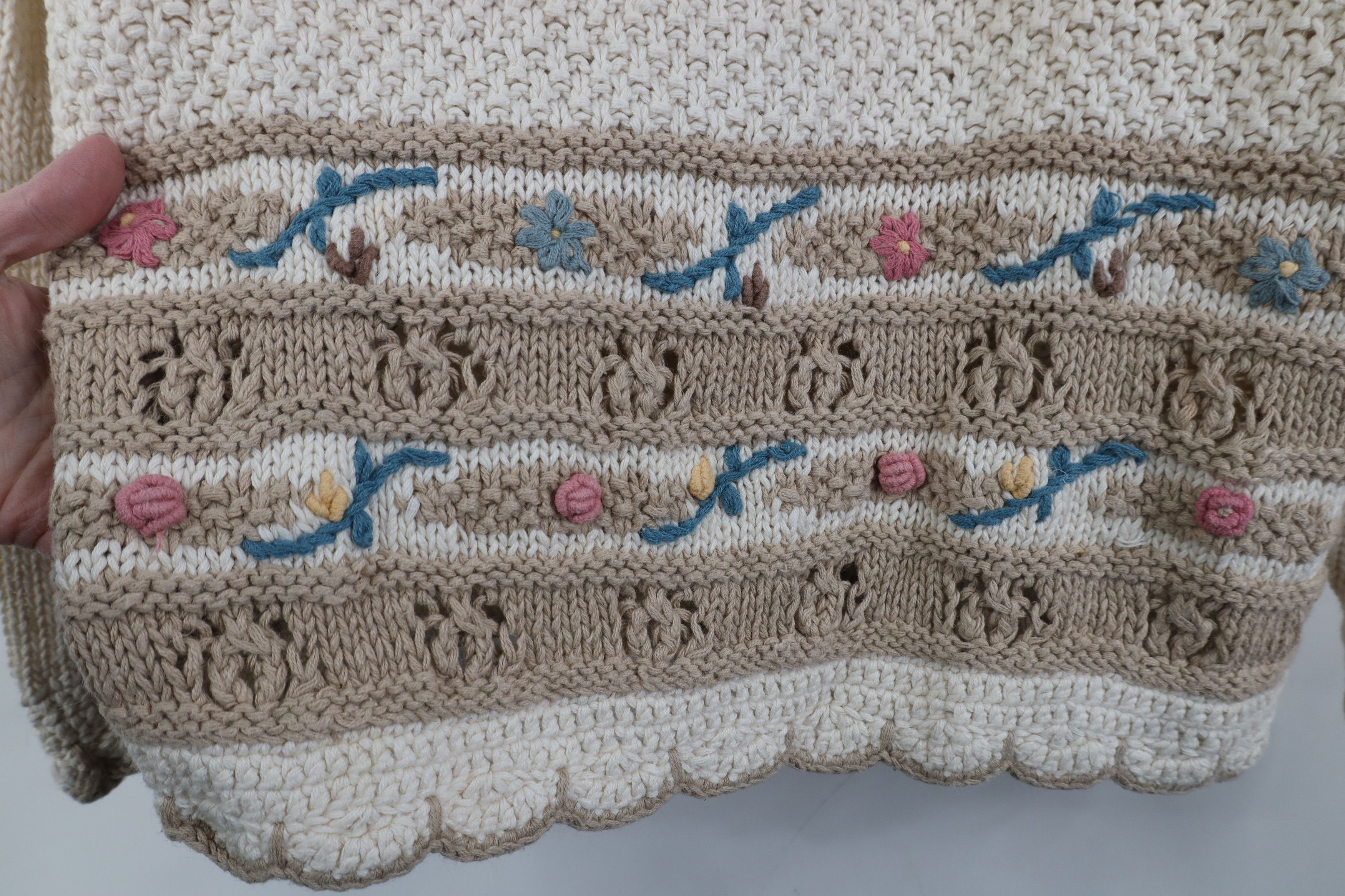 Vintage Vintage 90s Country Primitive Flower Knit Sweater Cream Size L / US 10 / IT 46 - 9 Thumbnail