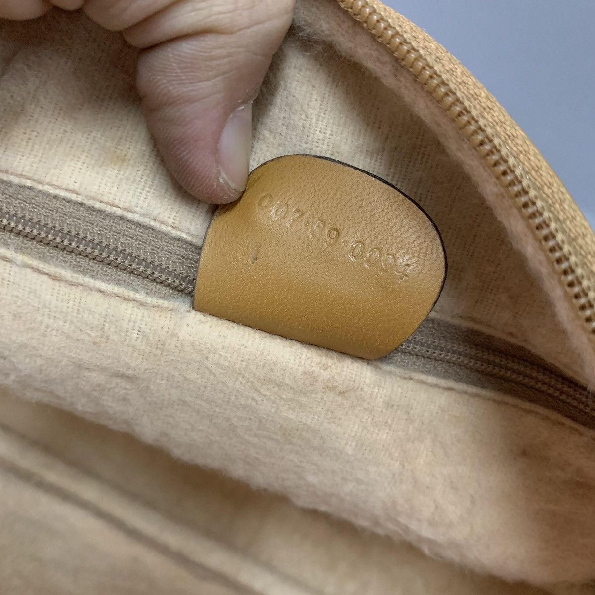 Gucci Gucci Monogram Vintage Sling Bag Size ONE SIZE - 12 Thumbnail