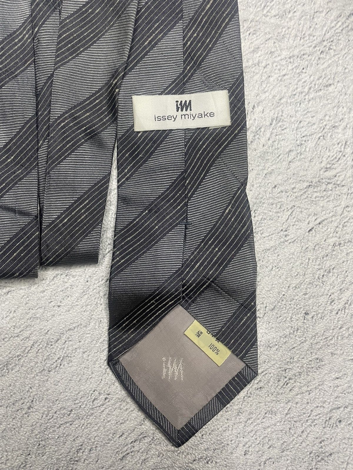 Issey Miyake × Japanese Brand × Vintage Vintage Issey Miyake Tie Size ONE SIZE - 9 Thumbnail