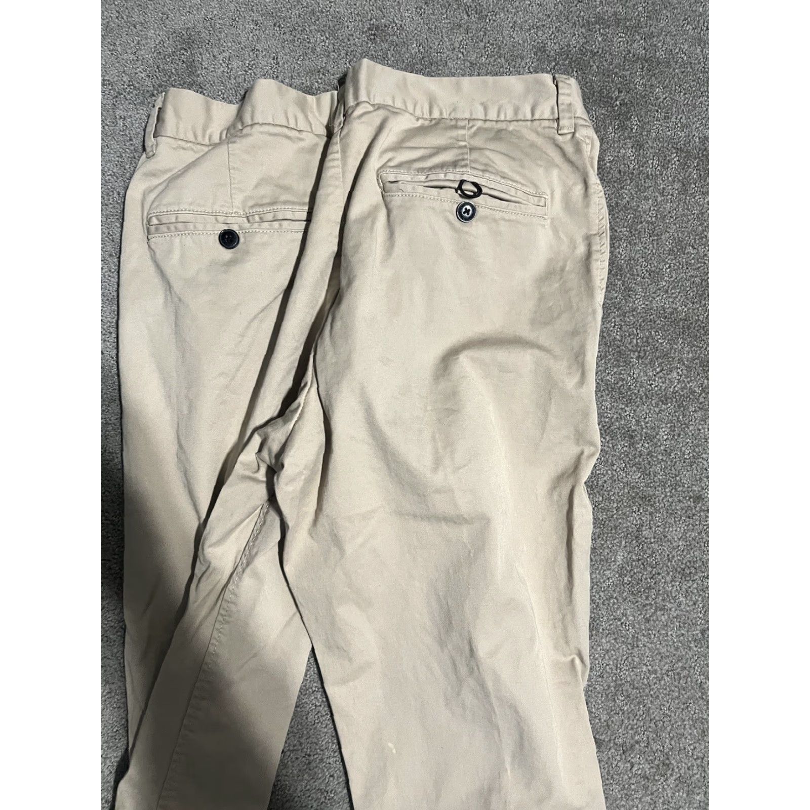 H&M H&M Beige Khakis Flat Front Cotton Pants Slim Fit 31x29 Men Regular Waist Zip Closure Belt Loops Slit Pockets Size US 31 - 4 Thumbnail