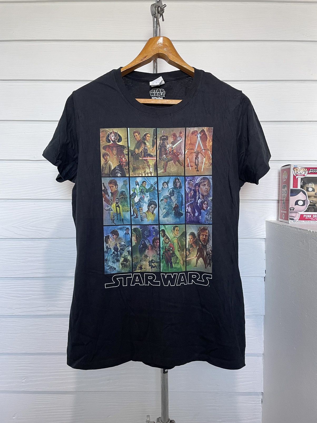 Star Wars STAR WARS CELEBRATION BURAL ART PANELS Size L / US 10 / IT 46 - 1 Thumbnail