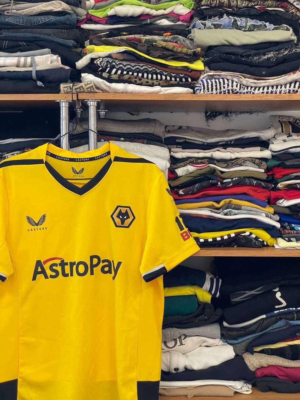 Vintage Wolverhampton Wanderers 2020-21 Coady Soccer Jersey Size US L / EU 52-54 / 3 - 5 Thumbnail