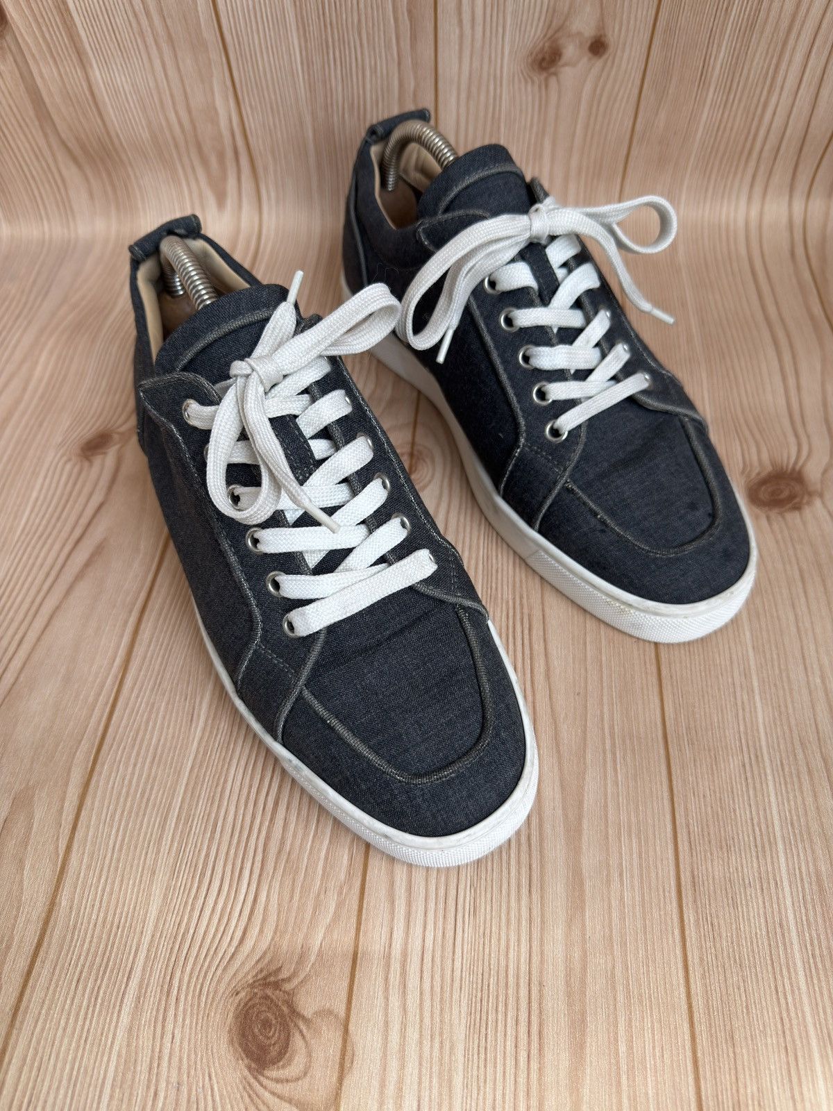 Christian Louboutin Orlato denim trainers Size US 7 / EU 40 - 2 Thumbnail