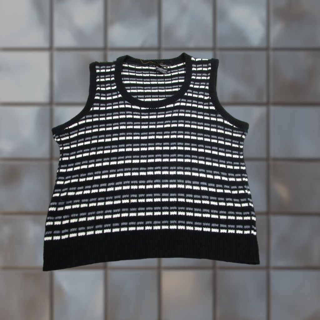 Vintage VINTAGE Towncraft Sweater Vest Mens M Black Striped Knit Acrylic 60s JC Penney Shirt Vest Mens M Black Striped Knit Acrylic Size US M / EU 48-50 / 2 - 1 Thumbnail