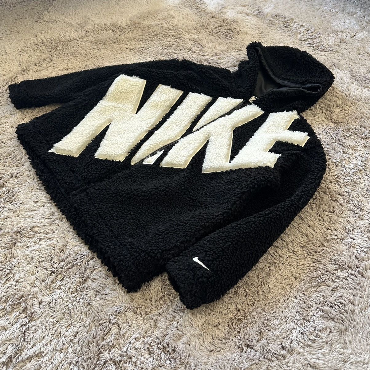 Nike Nike Big Logo Sherpa Fleece Zip Up Hooded Sweatshirt Size S / US 4 / IT 40 - 2 Thumbnail