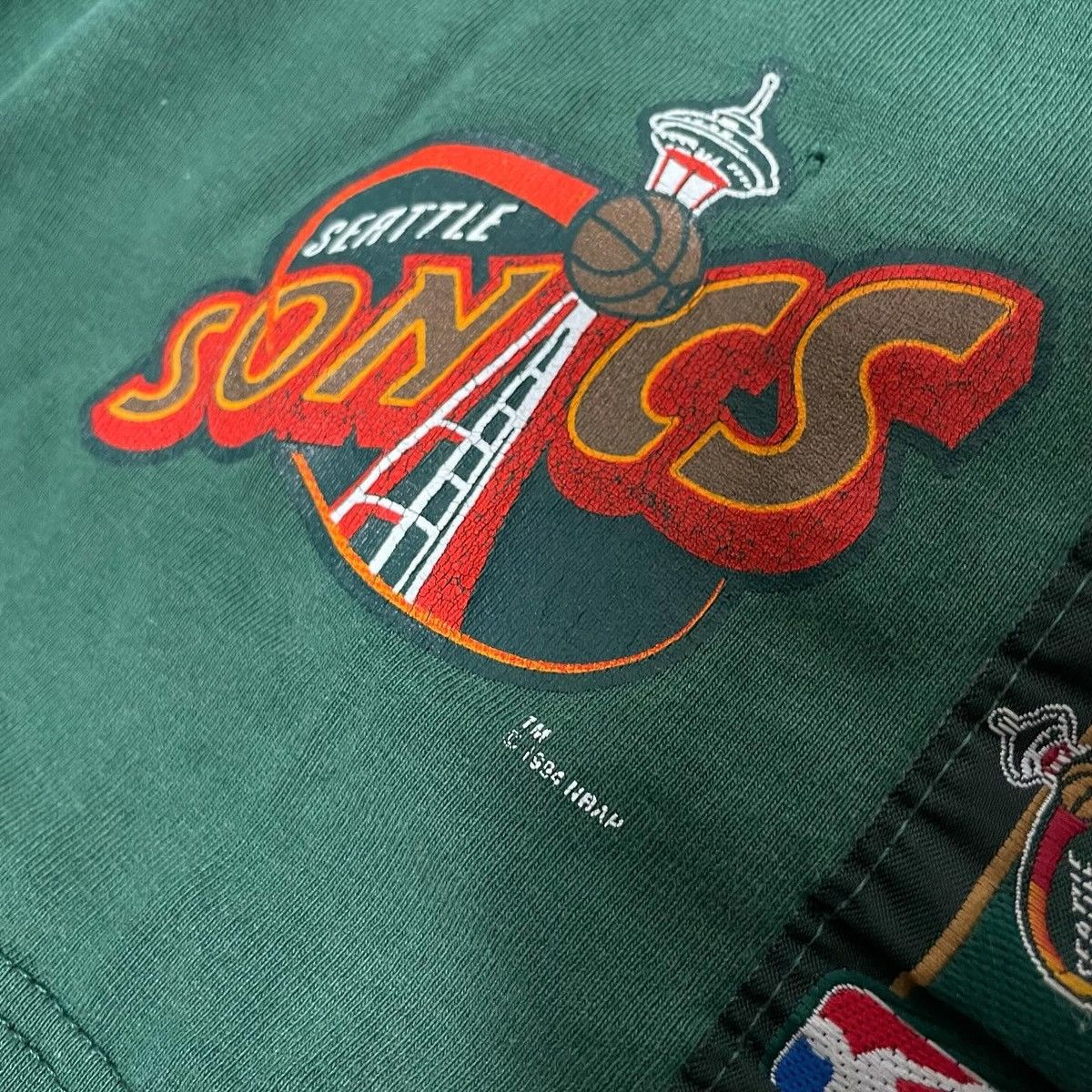 Champion × NBA 90's Vintage Champion Seattle SuperSonics Green Shorts NBA Size US 34 / EU 50 - 5 Thumbnail
