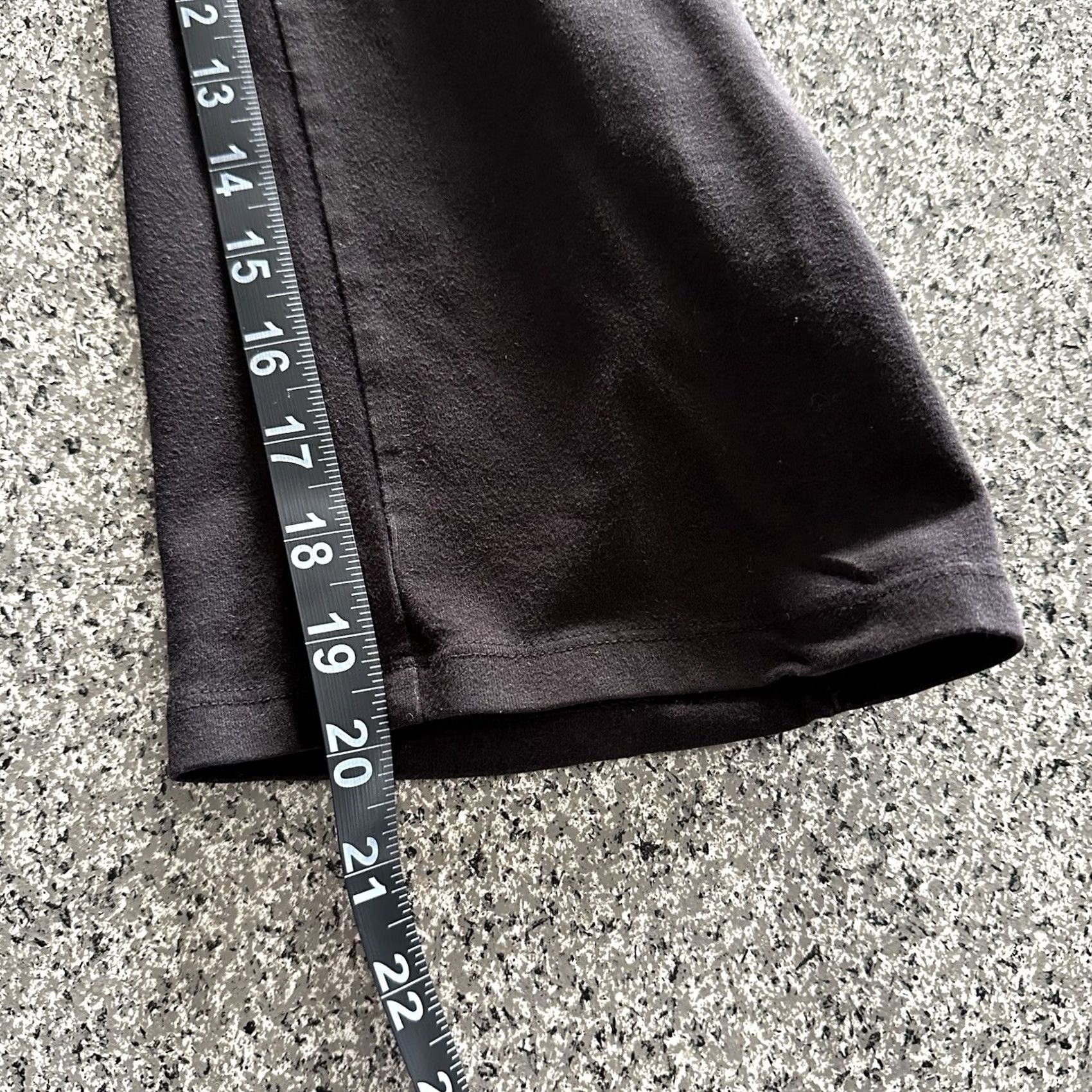 Victoria's Secret Victoria's Secret PINK Capri Pants Women’s L Black Low Rise Yoga Capris Size 36" / US 14 / IT 50 - 6 Thumbnail