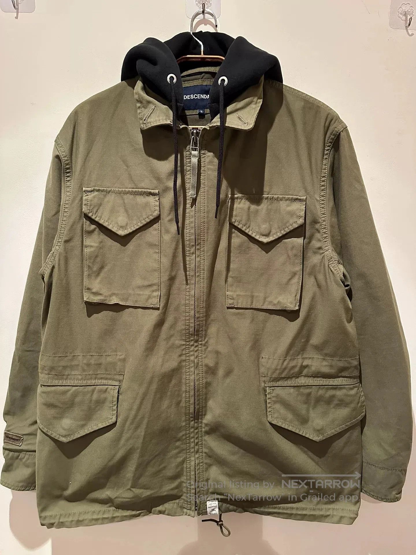Descendant military style green hooded windbreaker coat. Size US M / EU 48-50 / 2 - 1 Thumbnail