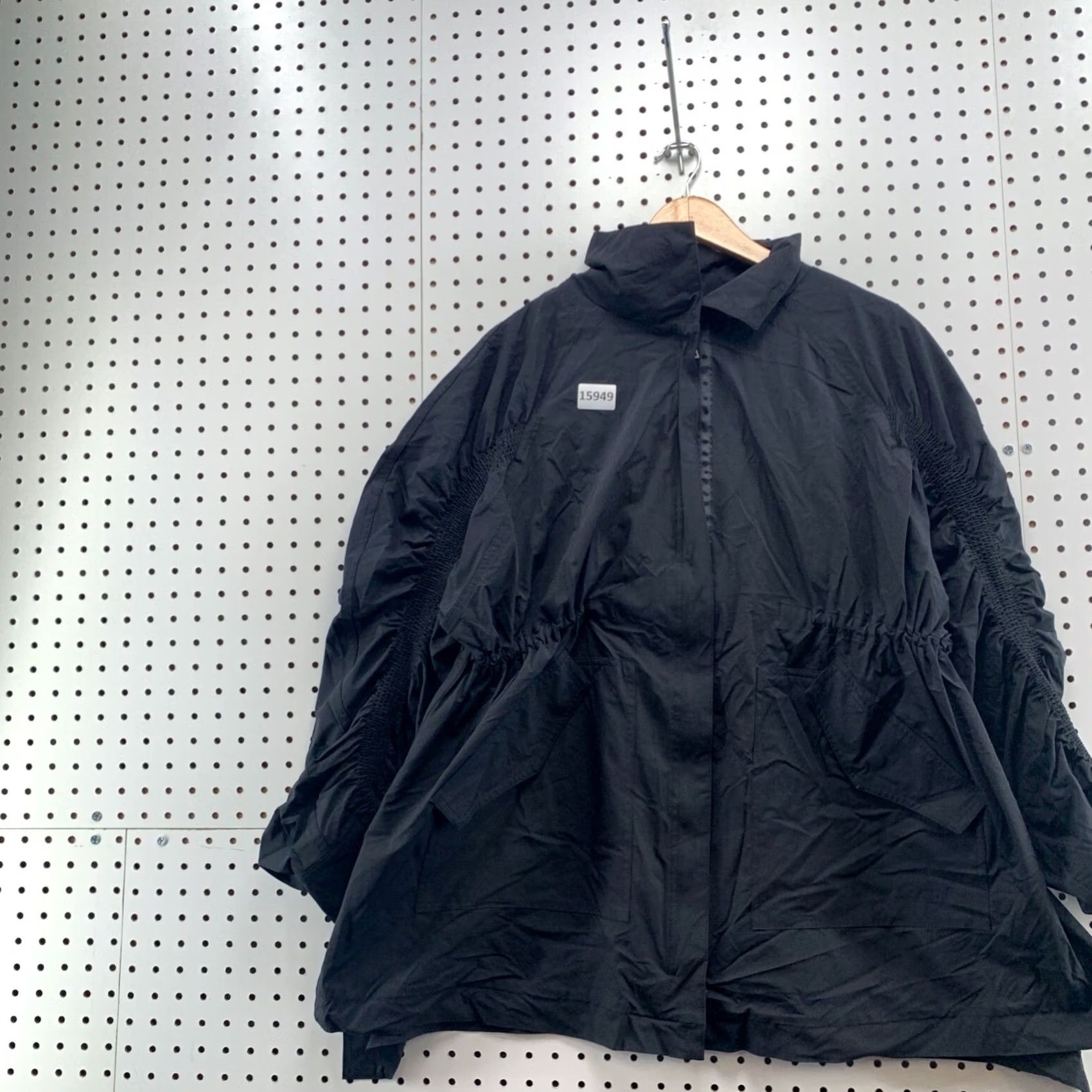 Fabletics FABLETICS PARACHUTE JACKET WOMENS SMALL Black NYLON HOODED WEATHER PROOF Size S / US 4 / IT 40 - 4 Thumbnail