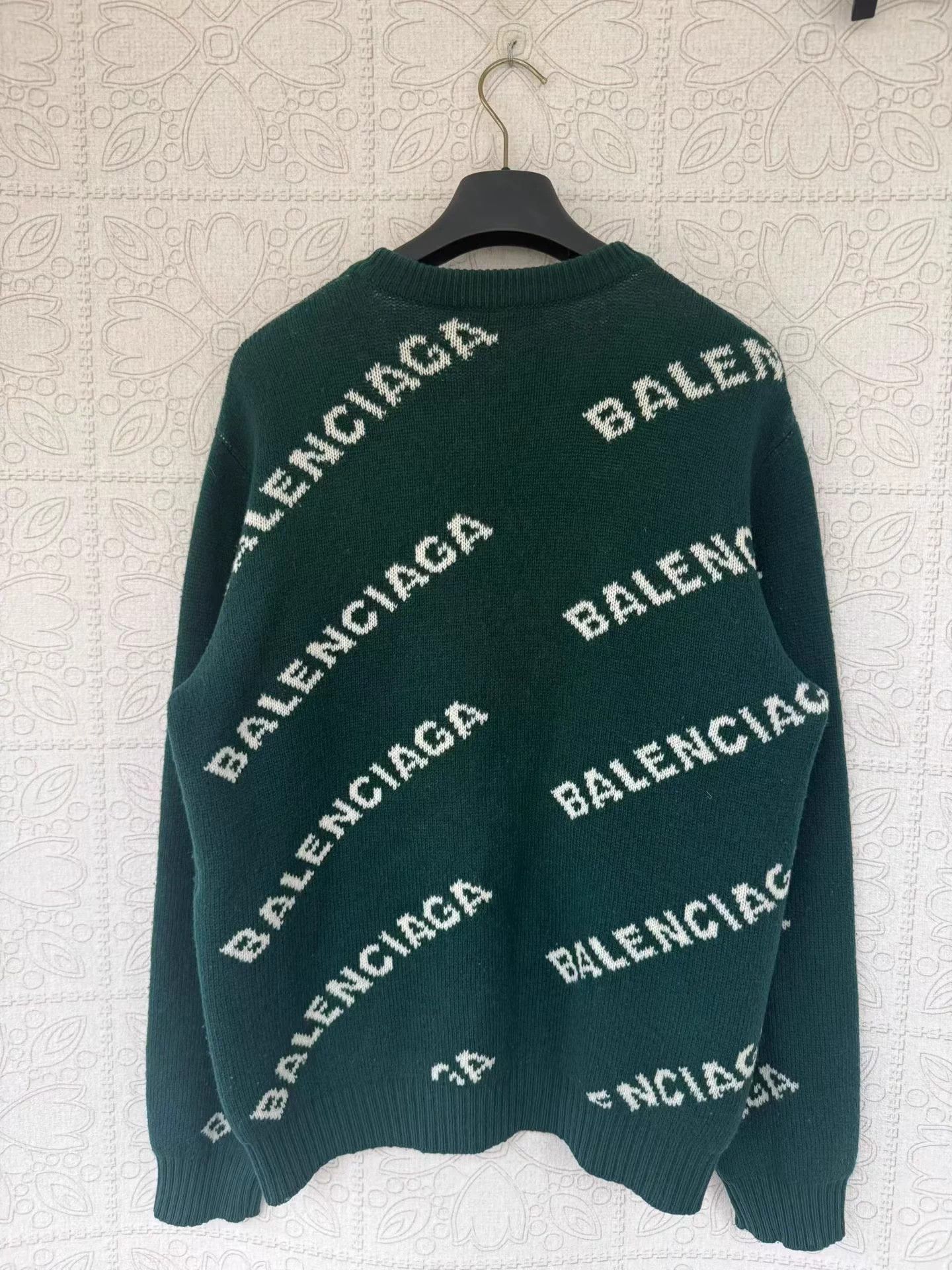 Balenciaga Balenciaga Deep Green Logo Knit Wool Sweater M Size M / US 6-8 / IT 42-44 - 2 Thumbnail