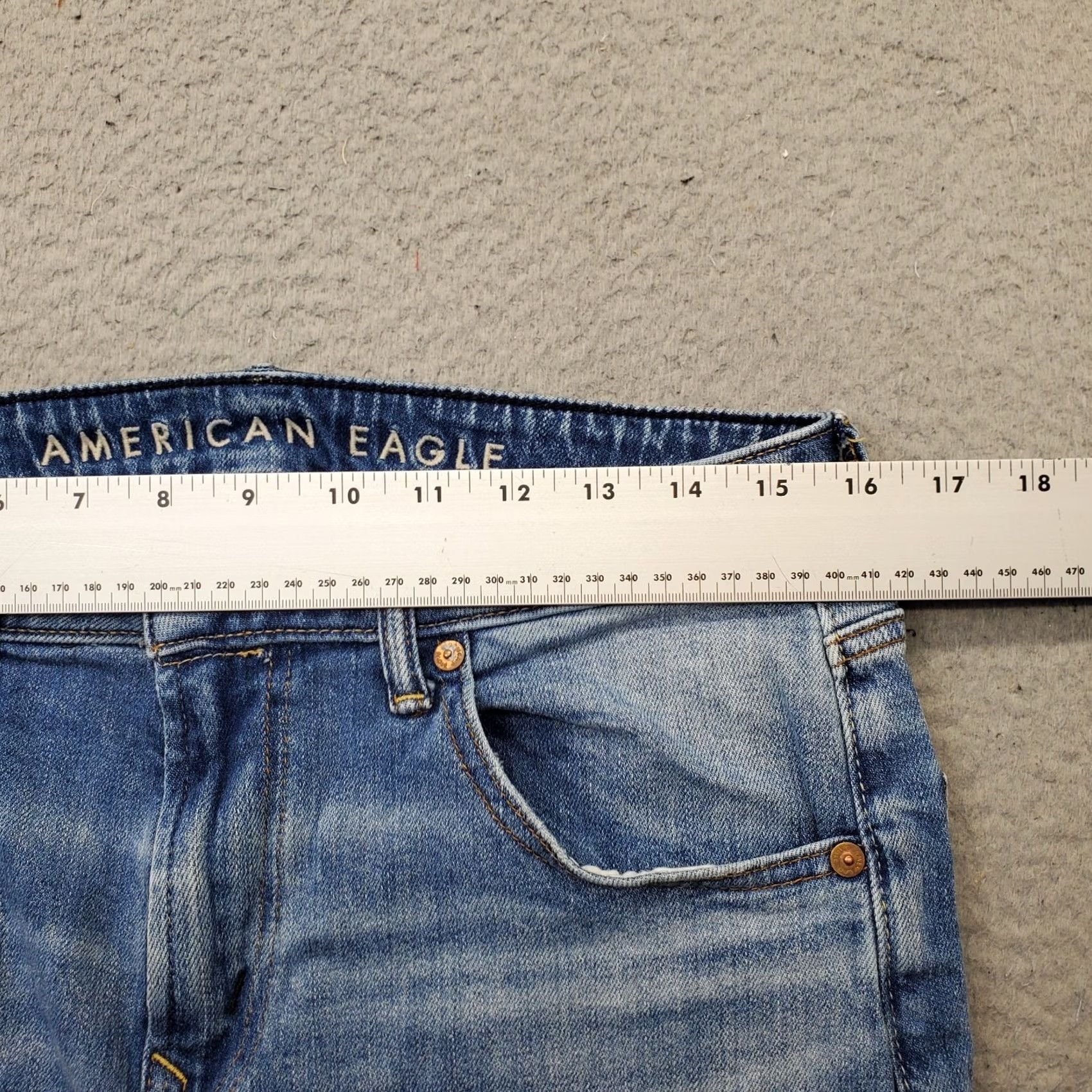 American Eagle Outfitters American Eagle Outfitters Jeans Mens 31x30 Blue Denim Airflex+ Athletic Fit Straight Leg Size US 31 - 6 Thumbnail