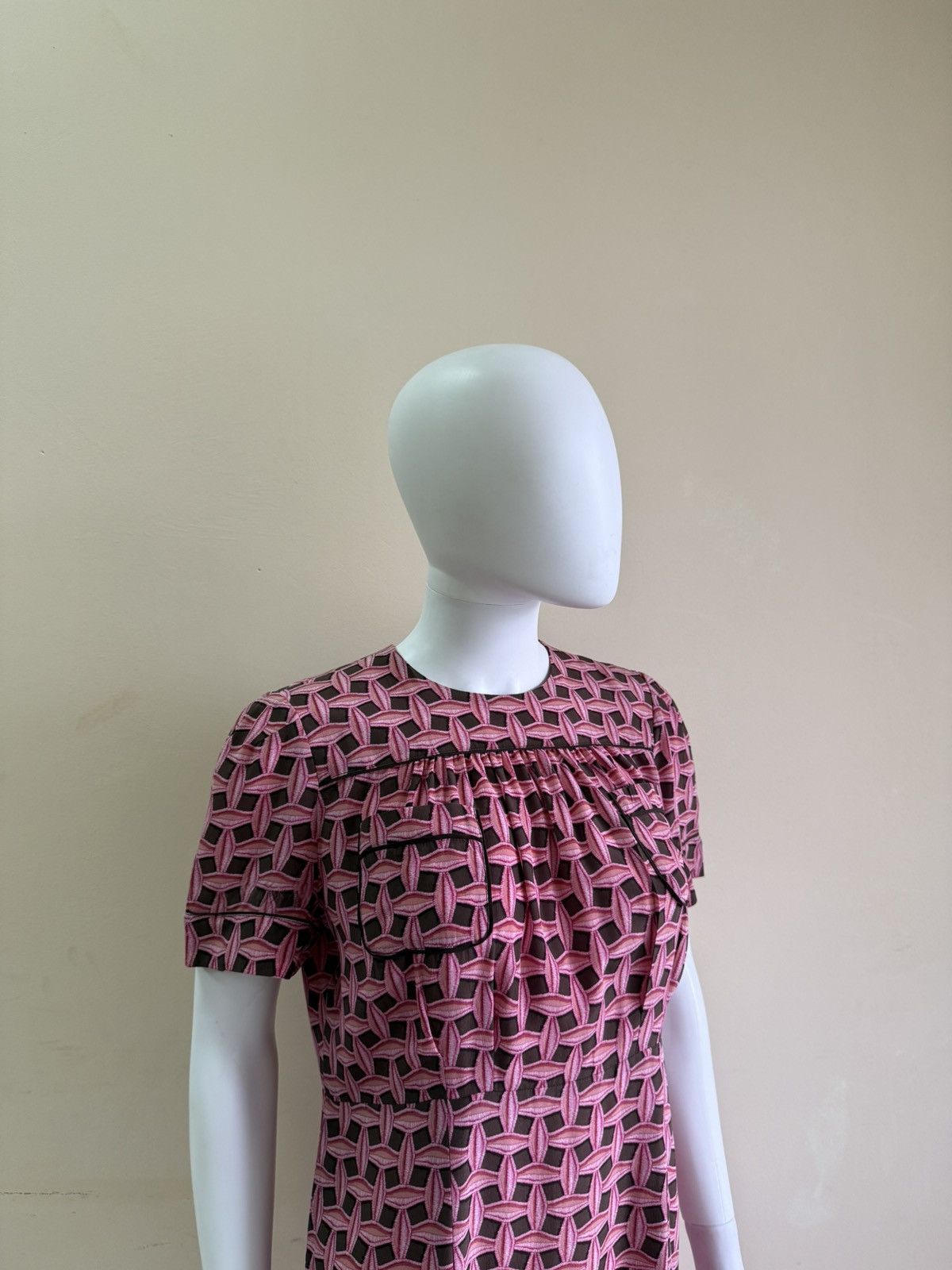 Louis Vuitton Louis Vuitton Womens Silk Printed Knee Length Pink Dress Size M / US 6-8 / IT 42-44 - 5 Thumbnail