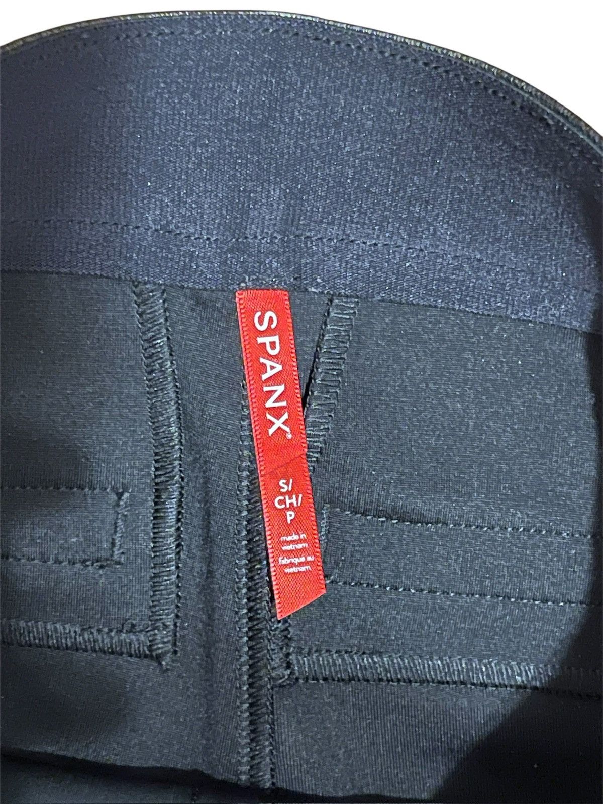 Spanx Spanx Leather Like Women Flared Black Pants Sz S Size 28" / US 6 / IT 42 - 4 Thumbnail