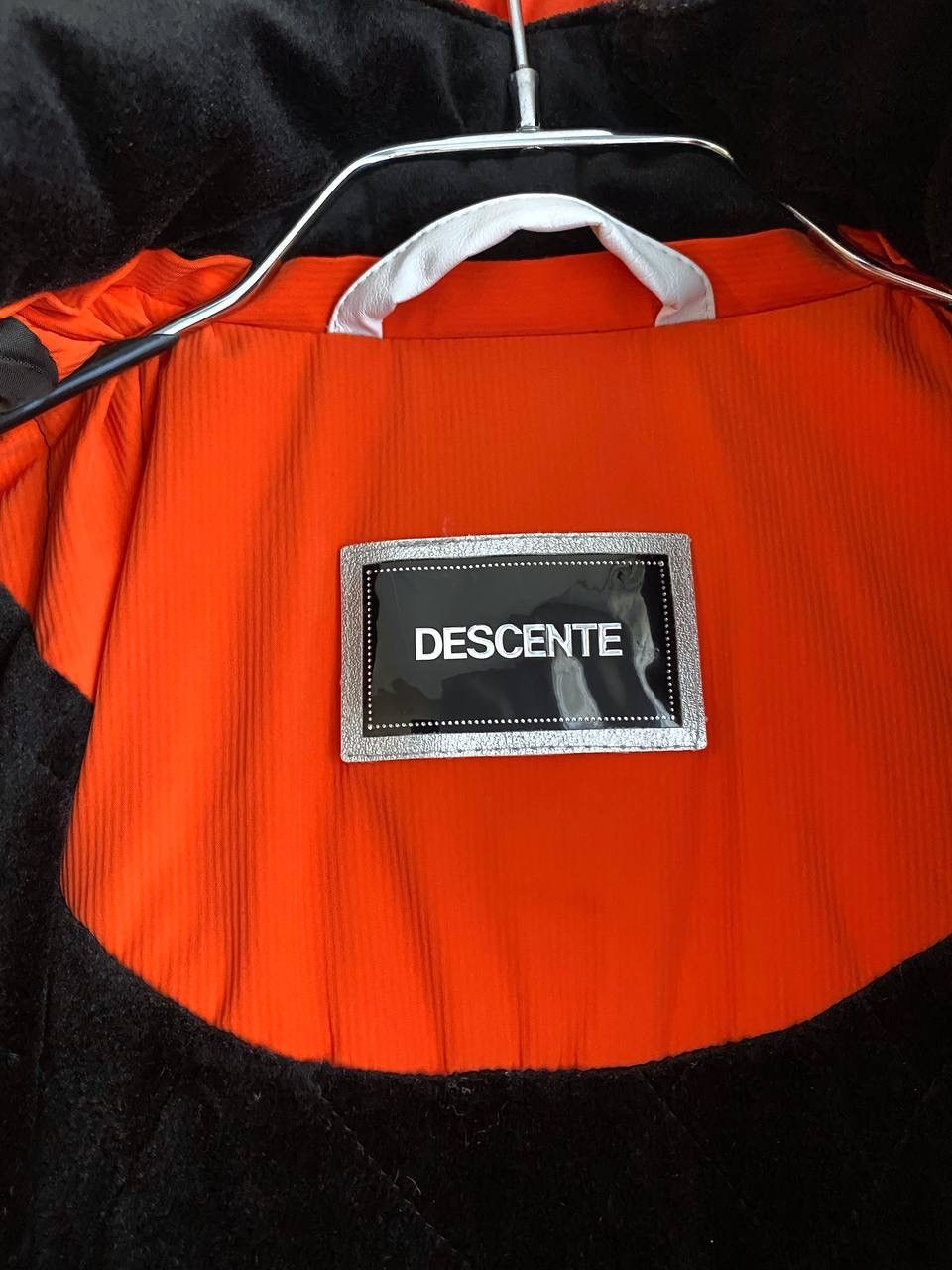 Descente Descente Women's Orange Ski Jacket, Size M Size M / US 6-8 / IT 42-44 - 20 Thumbnail
