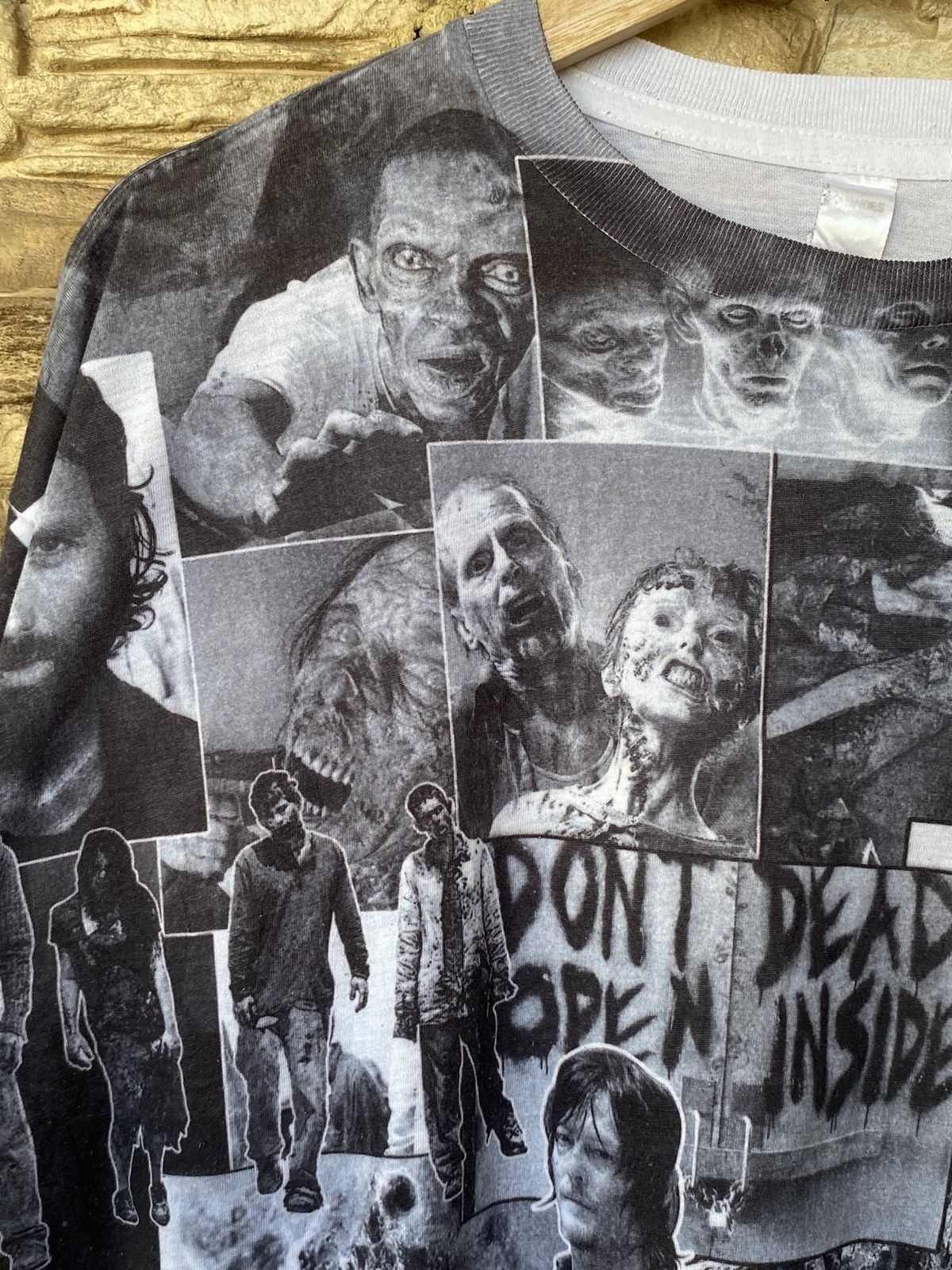 Vintage Rare The Walking Dead Fullprint Movie Series Tees Size US XL / EU 56 / 4 - 5 Thumbnail