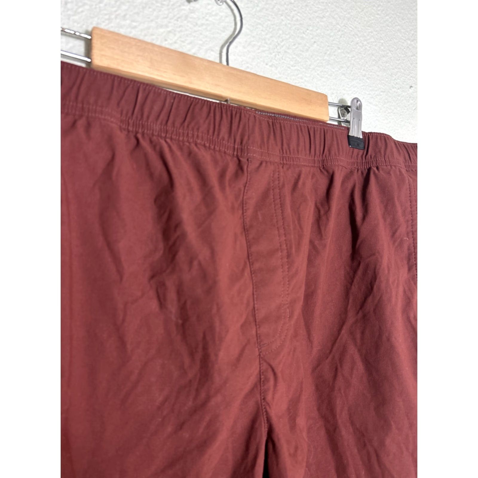 Eddie Bauer VINTAGE Eddie Bauer Mens 2XL Nylon Spandex Cargo Shorts Red Rust Pullon Drawstring Cargo Short Mens Regular Red 2XL Jeans? Size US 39 - 6 Thumbnail