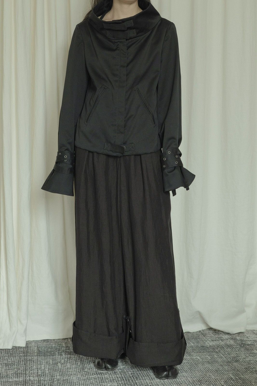 Gucci Gucci by Tom Ford SS2003 Runway Black Buckle Collar Jacket Size M / US 6-8 / IT 42-44 - 9 Thumbnail