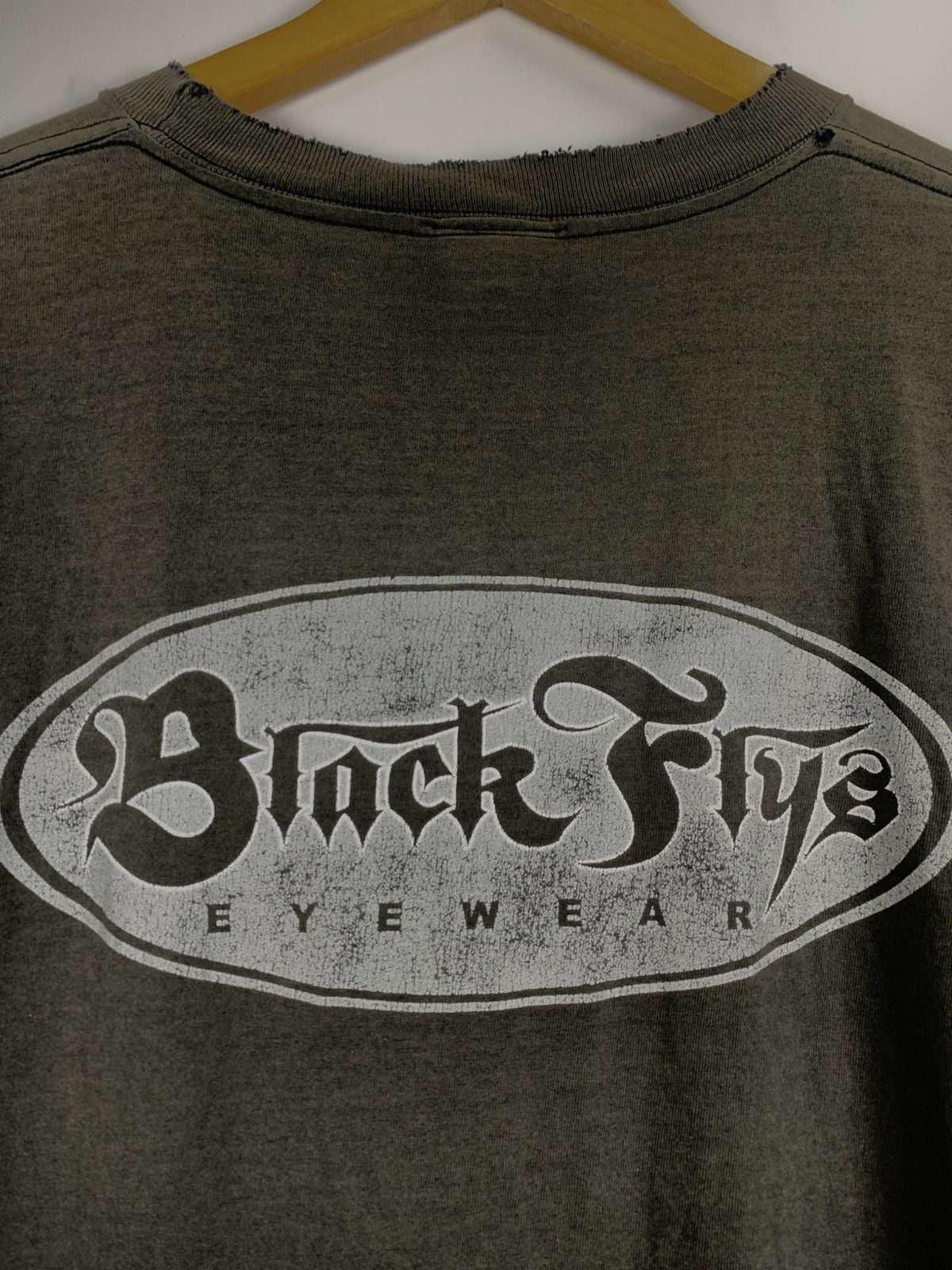 Vintage Vintage 90s Black Flys eyewear tee Size US L / EU 52-54 / 3 - 13 Thumbnail