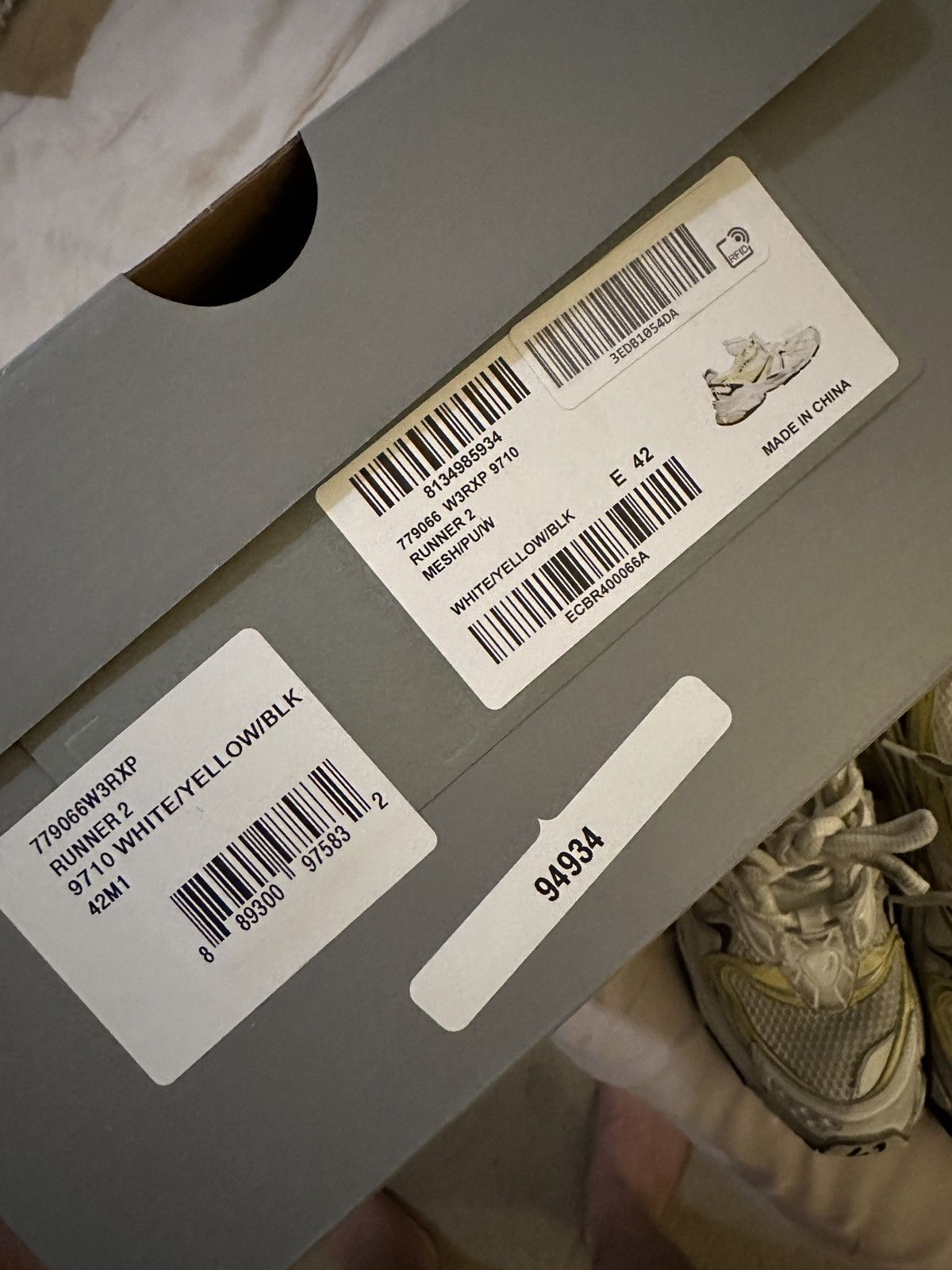 Balenciaga Balenciaga Runner 2 Sneaker BRAND NEW W/BOX Size US 9 / EU 42 - 9 Thumbnail