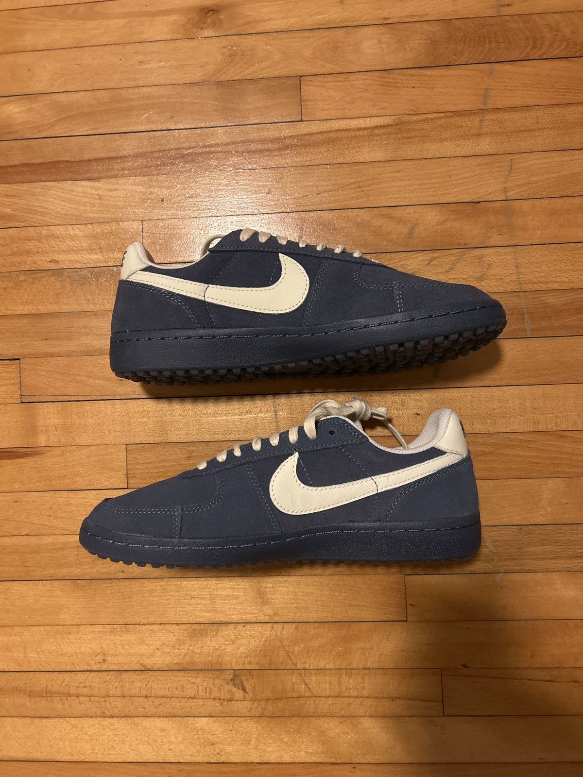 Nike Nike Field General Blue and White Size US 9.5 / EU 42-43 - 2 Thumbnail