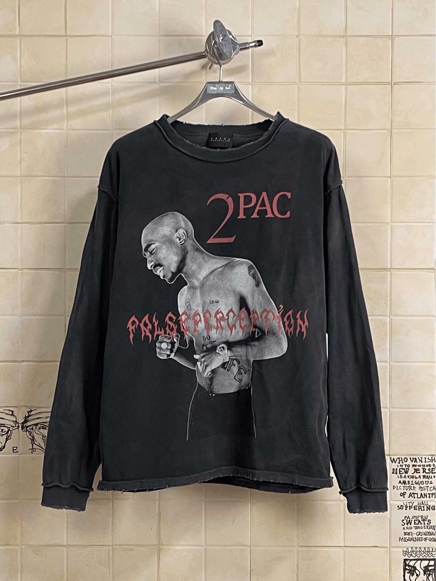 Other 2Pac Inside Out Long Sleeve T-Shirt Size US M / EU 48-50 / 2 - 1 Thumbnail