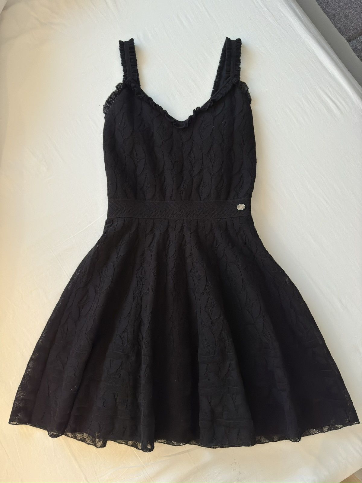 Chanel Chanel Little Black A-Line Dress Size M / US 6-8 / IT 42-44 - 1 Thumbnail