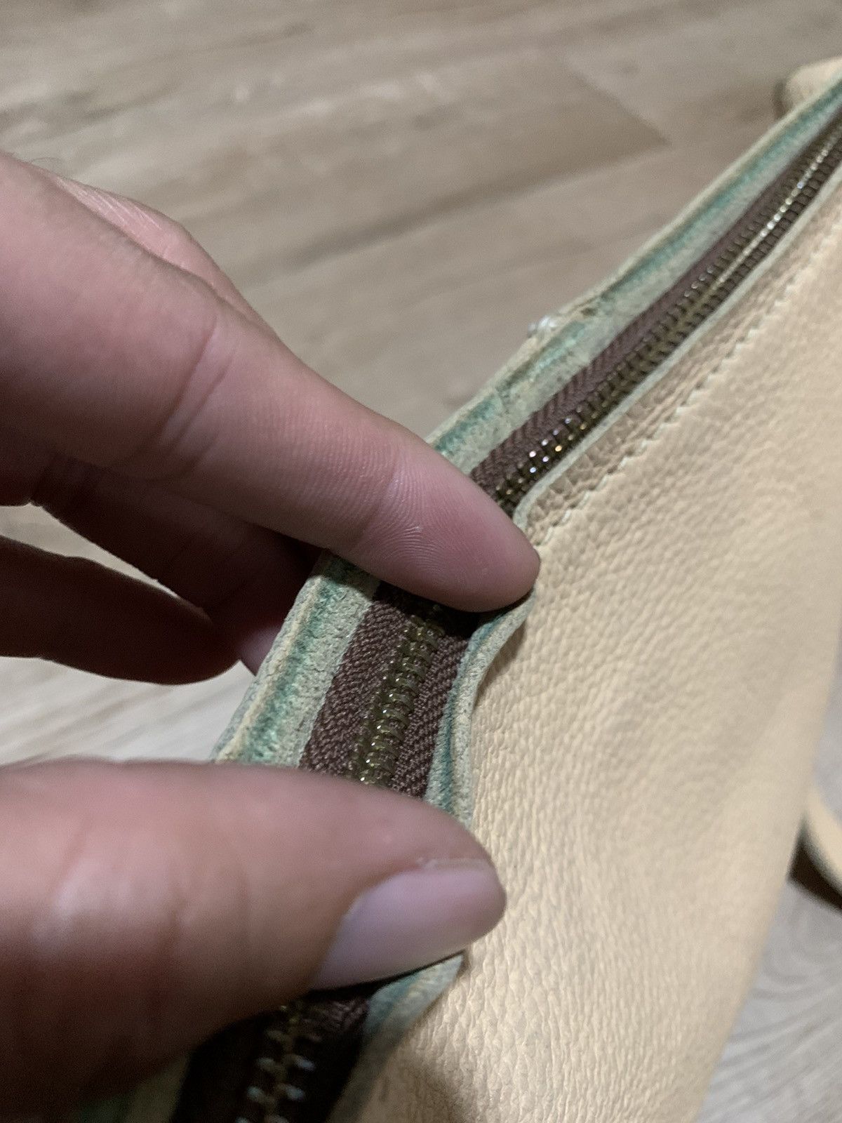 Japanese Brand KOOS Leather Sling Bag Size ONE SIZE - 10 Thumbnail