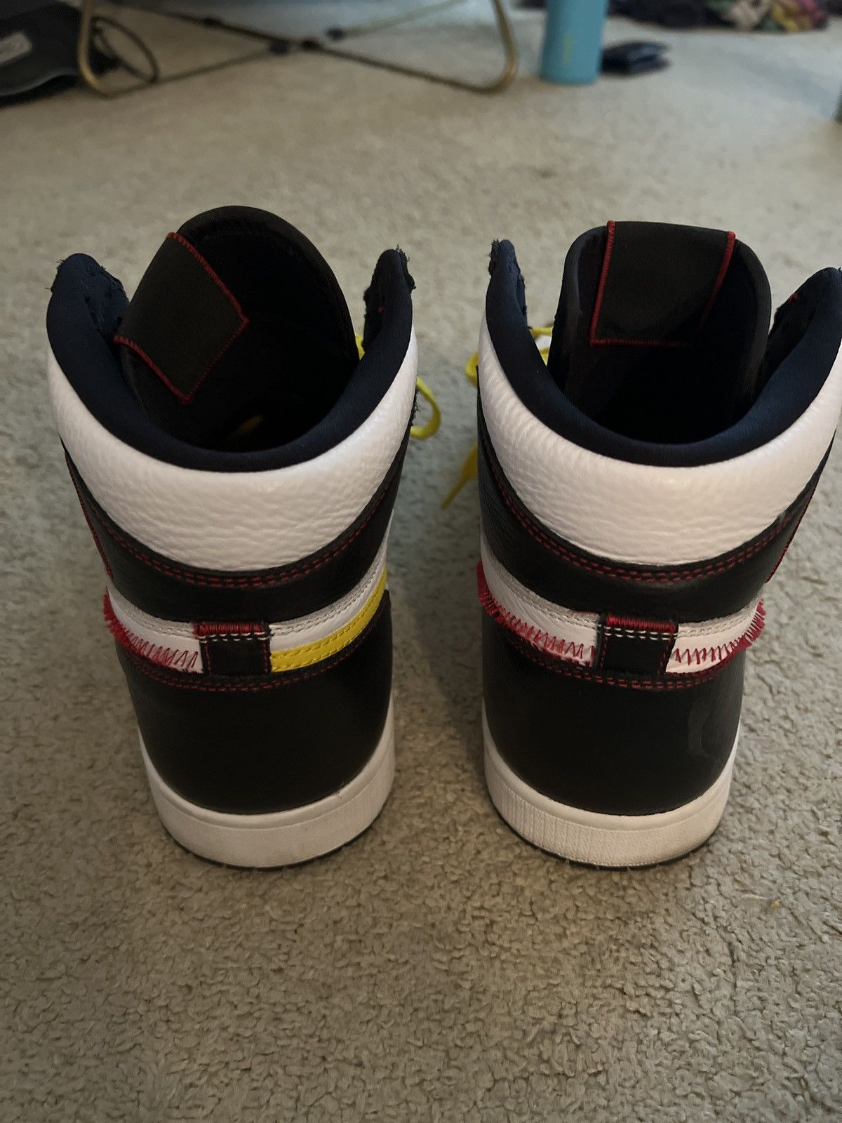 Jordan Brand × Nike Jordan 1 Retro High Defiant size 11.5 Size US 11.5 / EU 44-45 - 6 Thumbnail