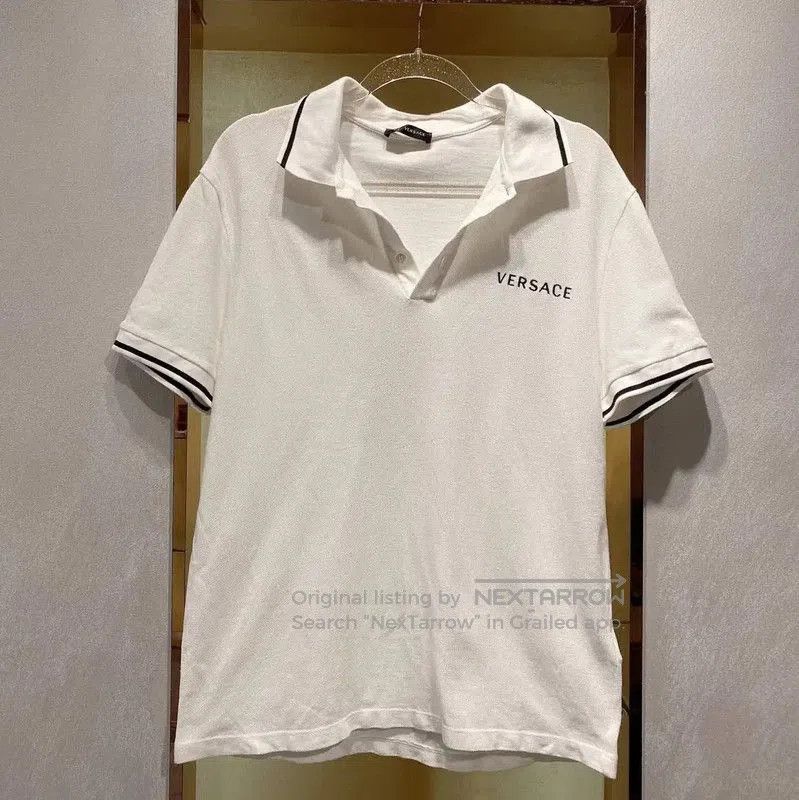 Versace Versace Women's Polo T-Shirt in White . Size L / US 10 / IT 46 - 1 Thumbnail
