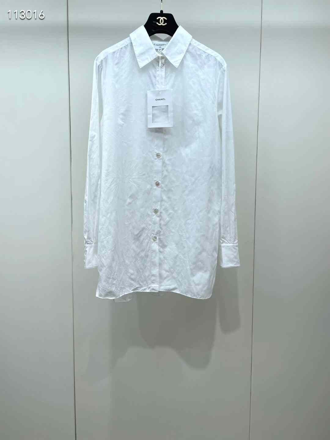 Chanel Chanel 24C Logo Button Long Shirt Size XXS / US 00 / IT 34 - 1 Thumbnail