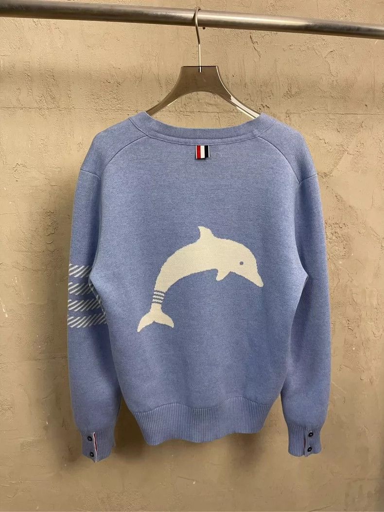 Thom Browne Thom Browne size1 Dolphin wool sweater with blue background Size US S / EU 44-46 / 1 - 2 Thumbnail