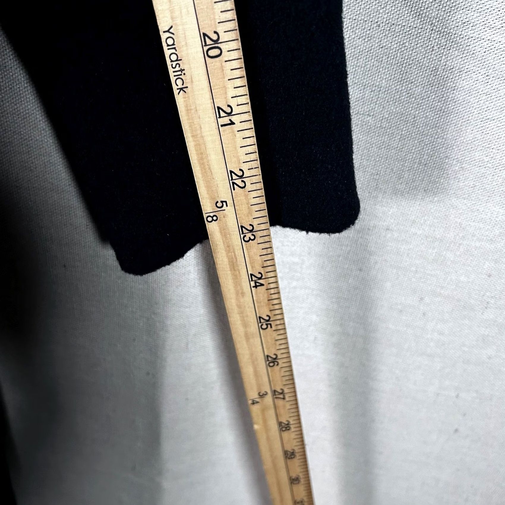 St. John St. John Coat Black Wool Blend Leopard Print Fur Collar Button Mid-Length Womens Size 4 Ensemble Size S / US 4 / IT 40 - 5 Thumbnail